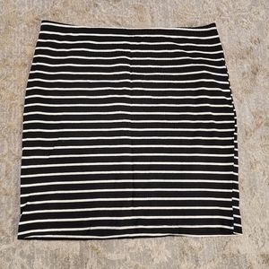 Black & White Stripe Shein Curve Skirt Size 1X